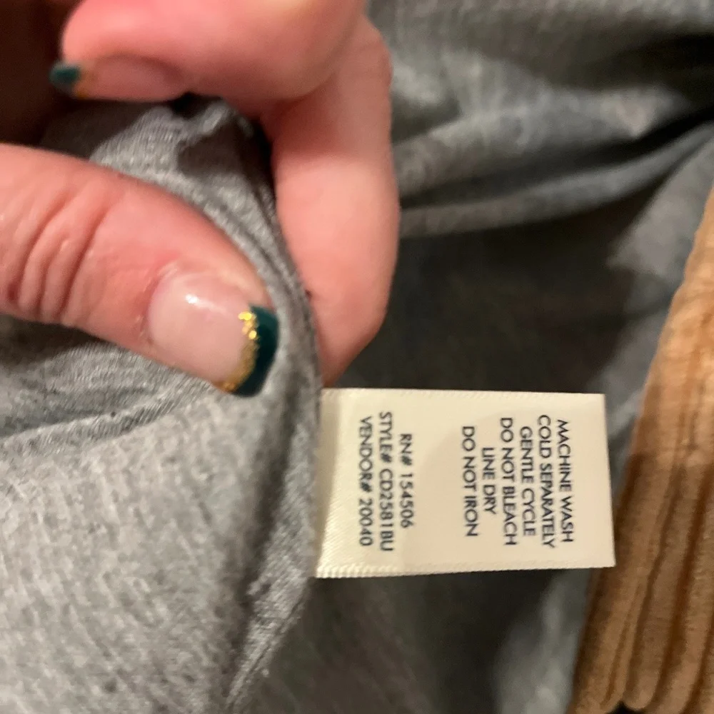 Vest - Picture 4 of 5